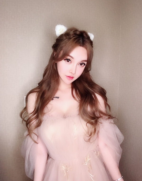 迪拜外围预约上门